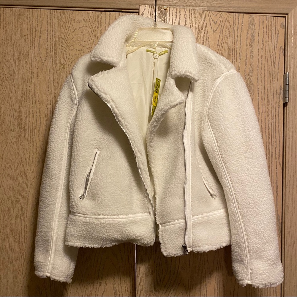 Gianni Bini White Jacket - with Tags!